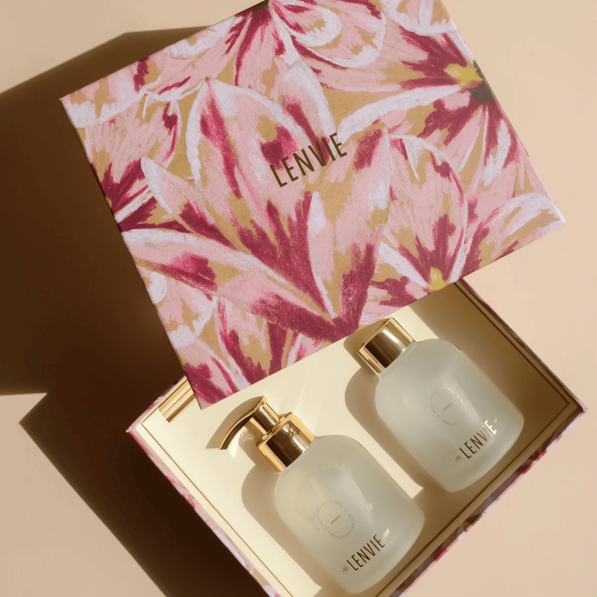KIT DE DIFUSOR E SABONETE LÍQUIDO - MAGNOLIA - 150ML