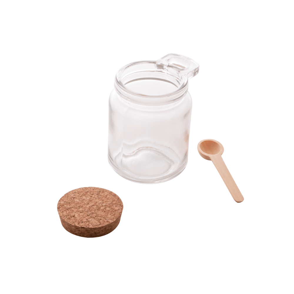 POTE DE VIDRO COM TAMPA DE CORTICA E COLHER DE BAMBU – 240ML