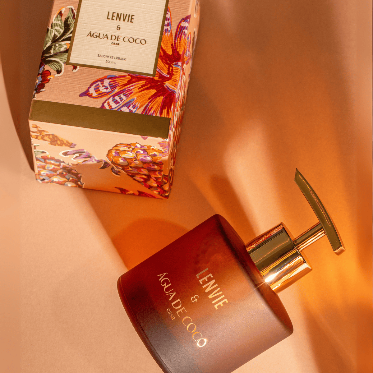 SABONETE LÍQUIDO TERRA DO SOL LENVIE+ÁGUA DE COCO - 200ML