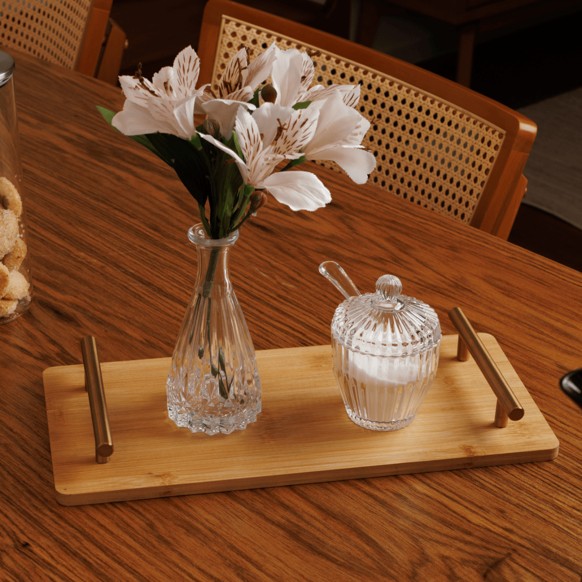 BANDEJA DE BAMBU ALCA DE METAL SEATTLE - 36CM X 17CM