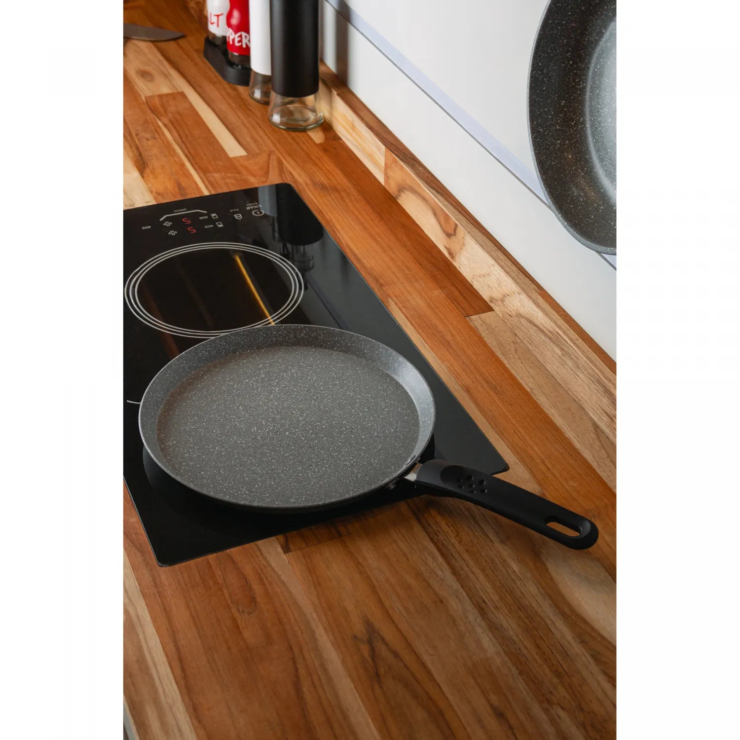 TAPIOQUEIRA DE INDUÇÃO EM ALUMÍNIO COM REVESTIMENTO CERÂMICO GRANILITE CINZA 22CM
