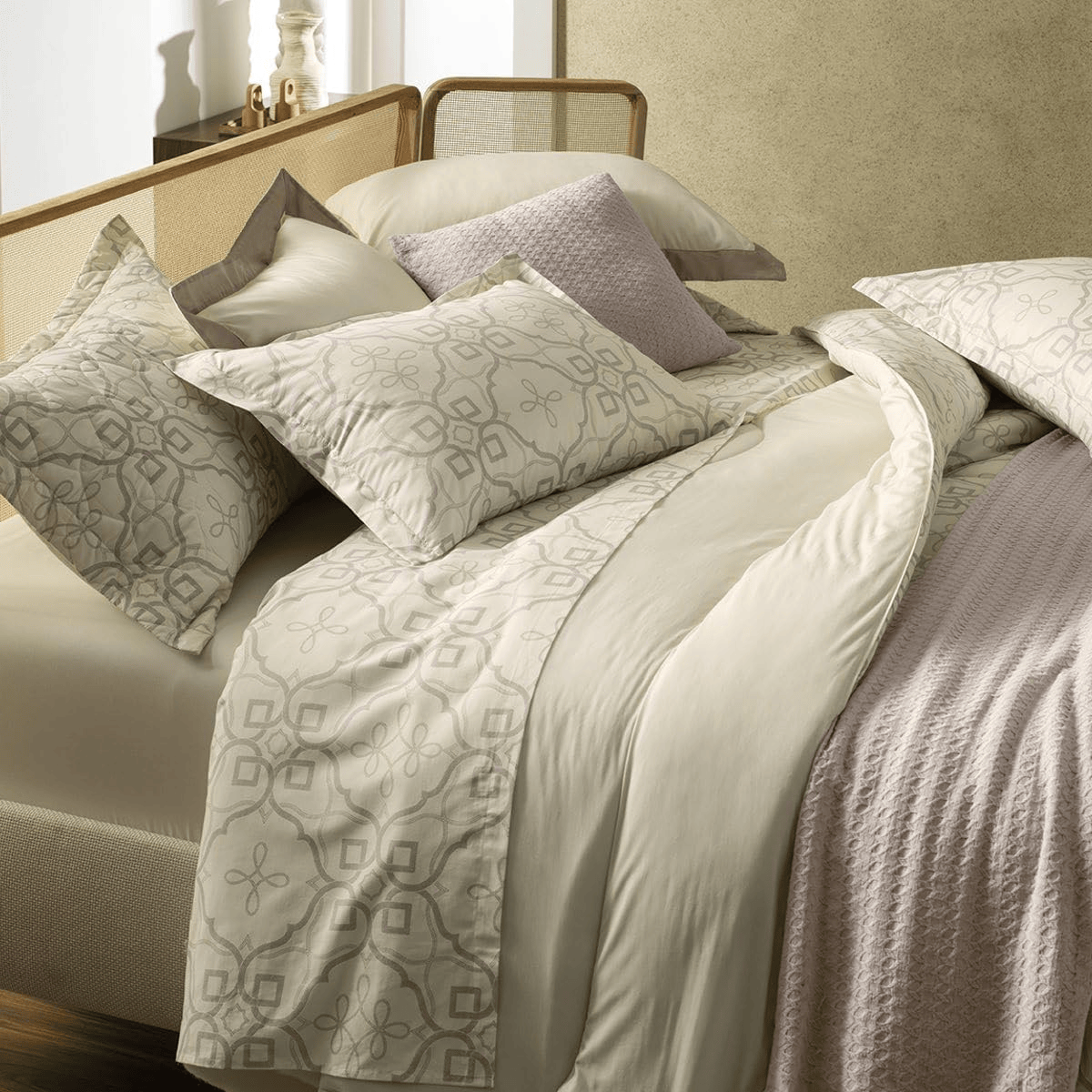 JOGO DE COLCHA QUEEN RAVENA ESTAMPADO 3 PEÇAS - 2,40M X 2,60M