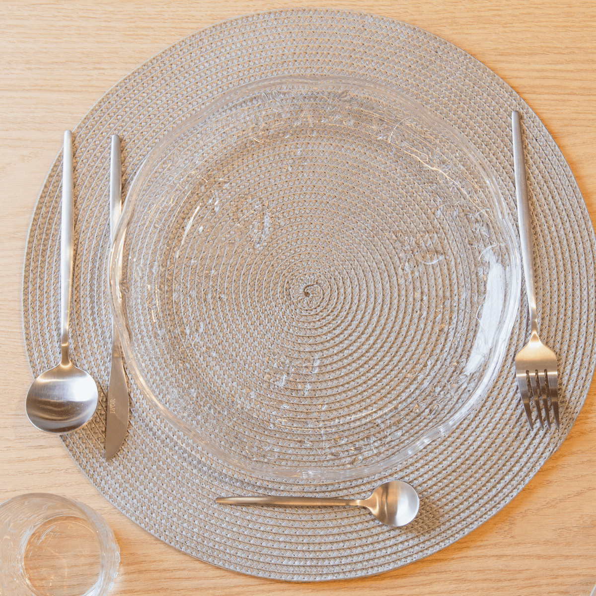 PRATO RASO NEW BUTTERFLY 26,5CM X 27CM X 2CM CRISTAL ECOLOGICO