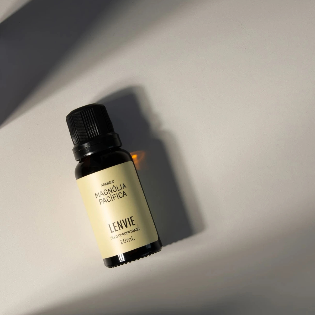 ÓLEO CONCENTRADO MAGNÓLIA – 20ML