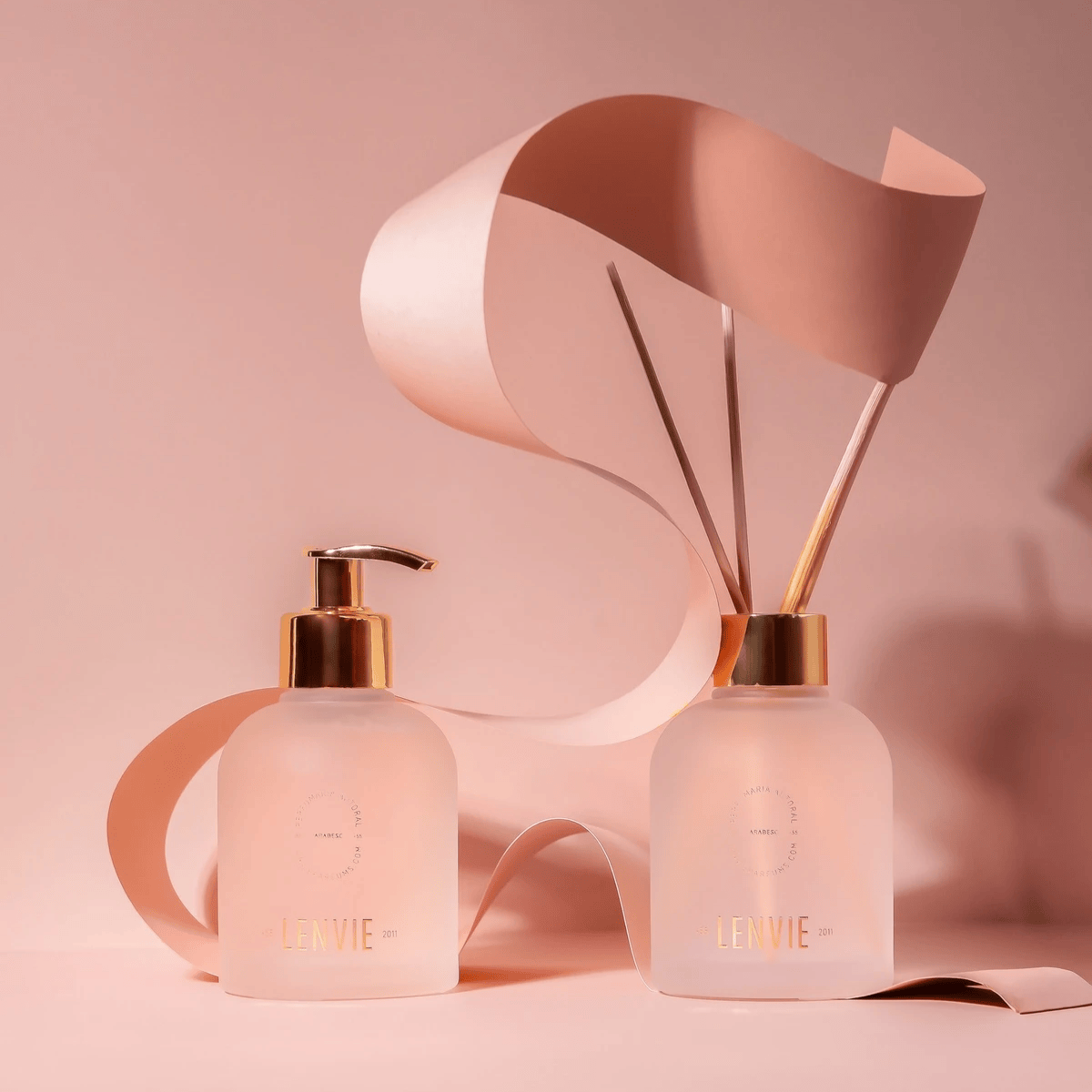 KIT DE DIFUSOR E SABONETE LÍQUIDO - MAGNOLIA - 150ML