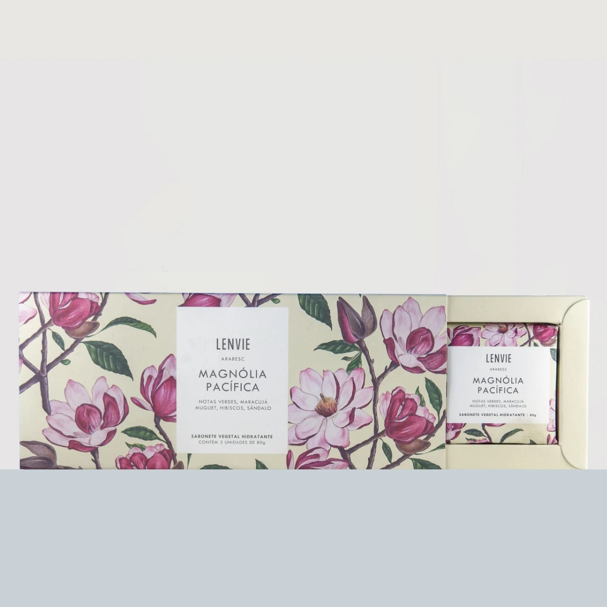 KIT 3 SABONETES VEGETAL EM BARRA MAGNOLIA PACIFICA 80G
