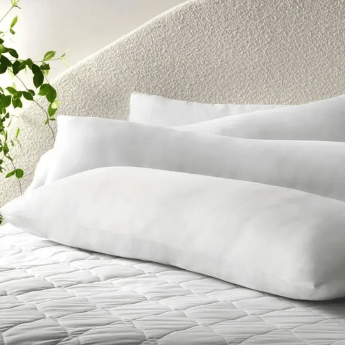 TRAVESSEIRO BODY PILLOW DE MICROFIBRA SEM FRONHA - 40CM X 1,30M - BRANCO