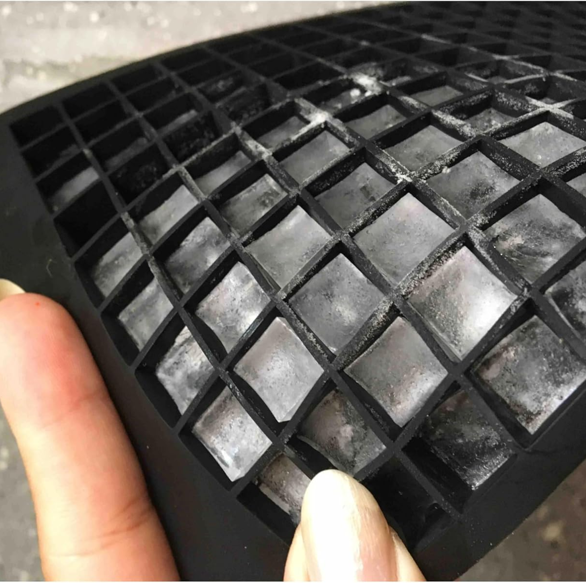 FORMA DE GELO DE SILICONE COM 160 CAVIDADES