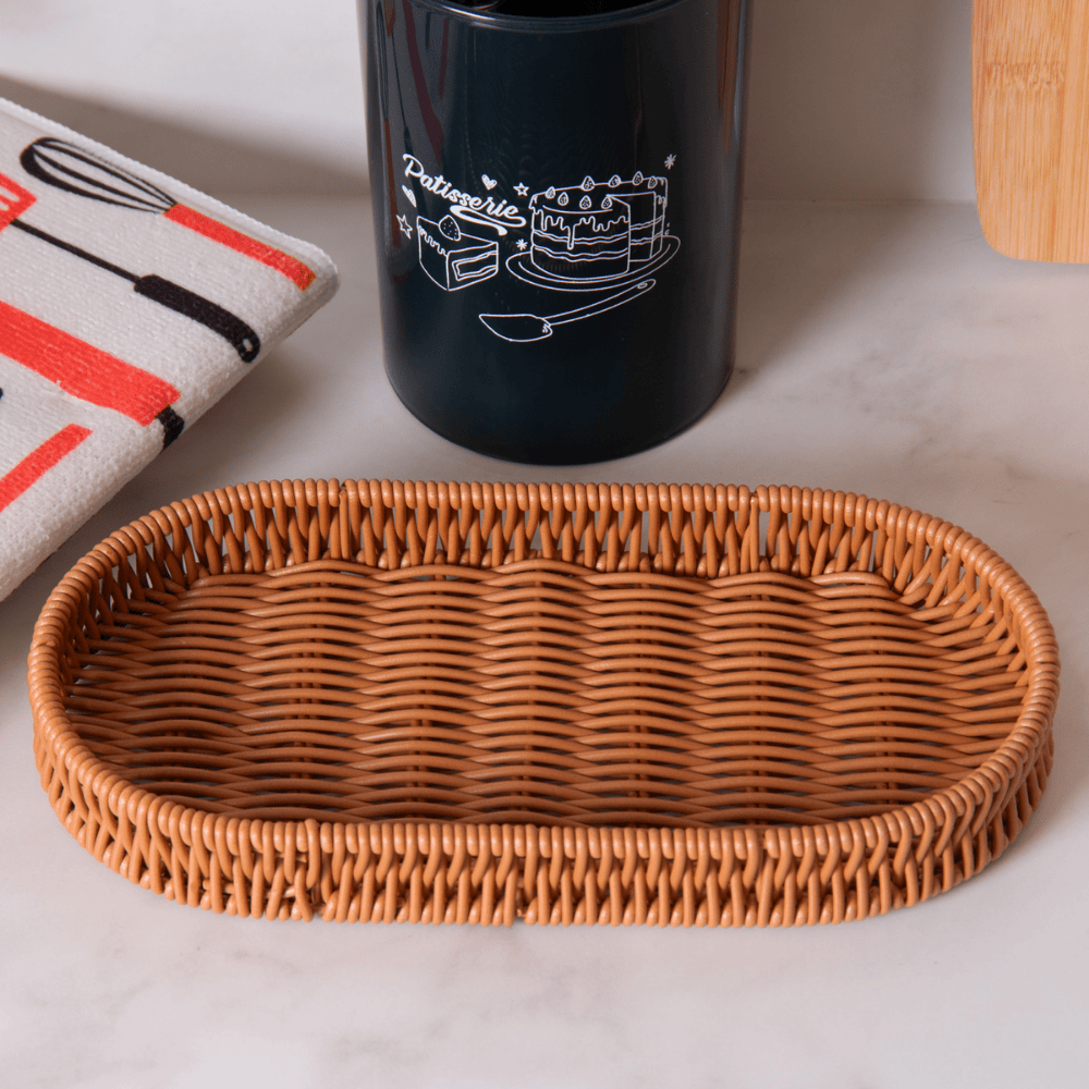 CESTA OVAL EM PLASTICO – 24,5CM X 12,5CM