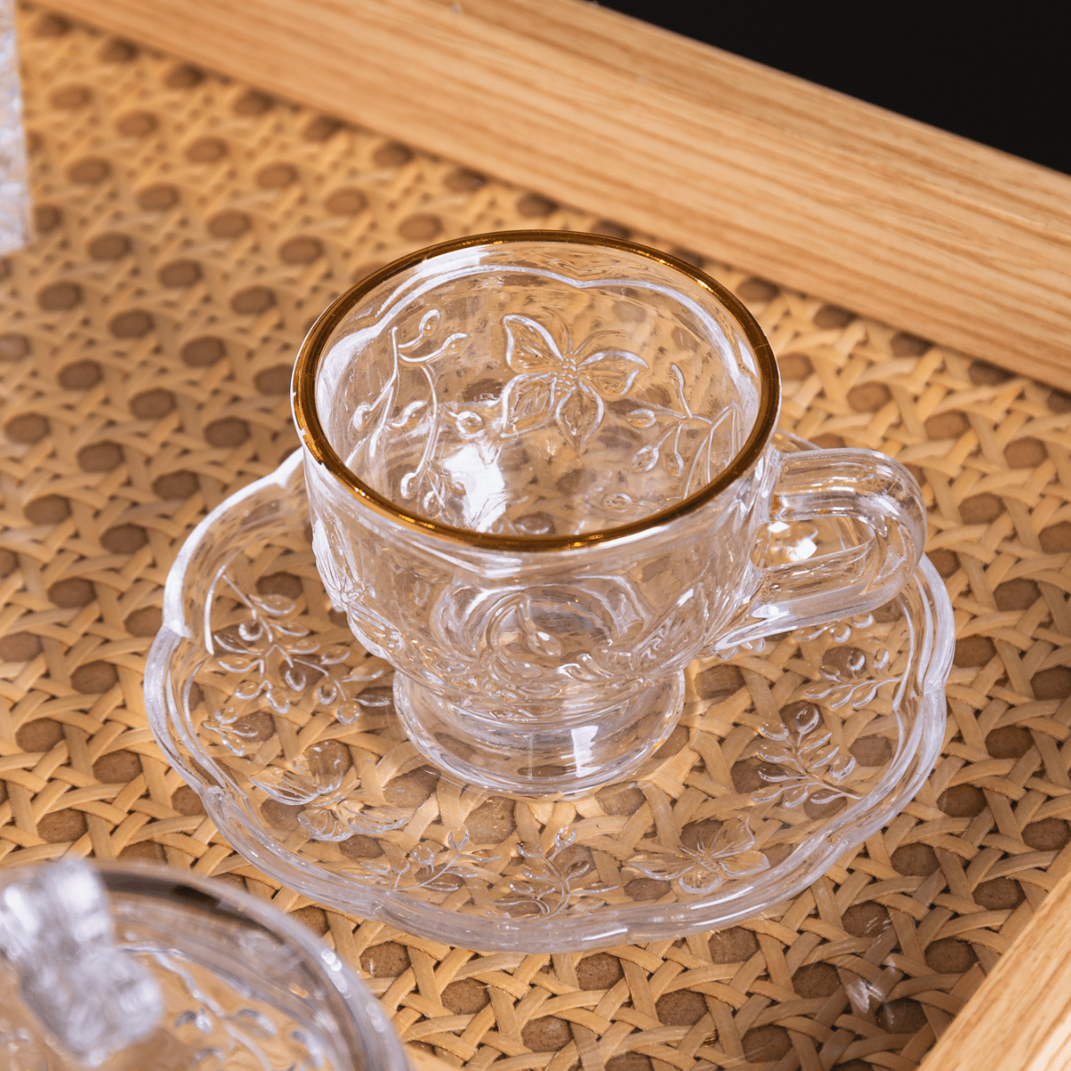 XICARA DE CAFE COM PIRES NEW BUTTERFLY COM FIO DE OURO 80ML CRISTAL ECOLOGICO